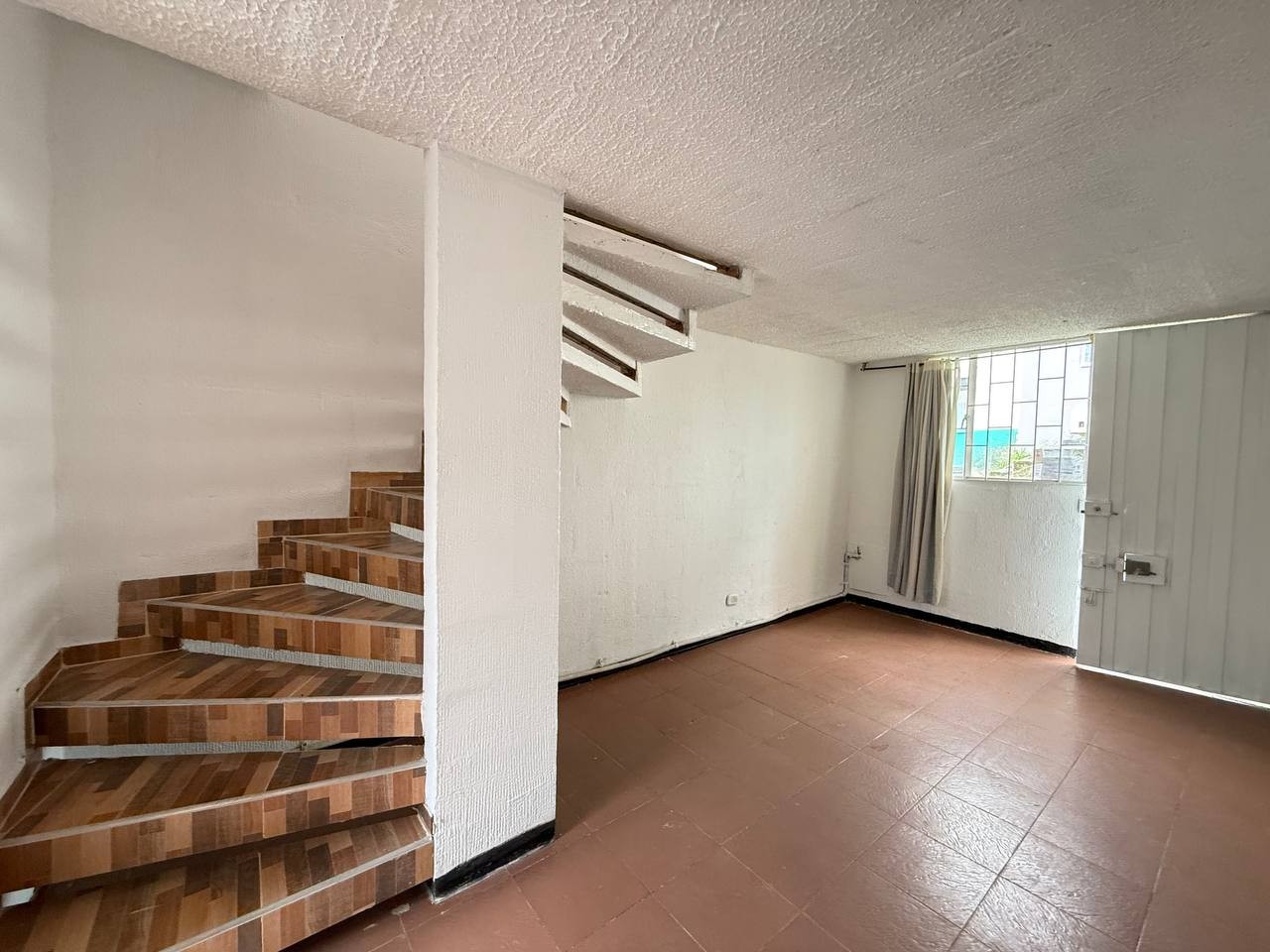 Casa en venta en Las Gaviotas, Bogotá · foto 2 de 13