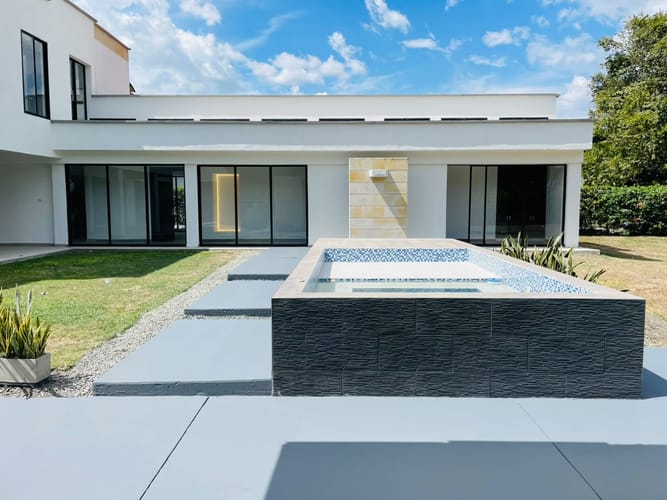 Casa de 4 alcobas en venta en Rozo, Palmira, 491 m² · foto 9 de 11