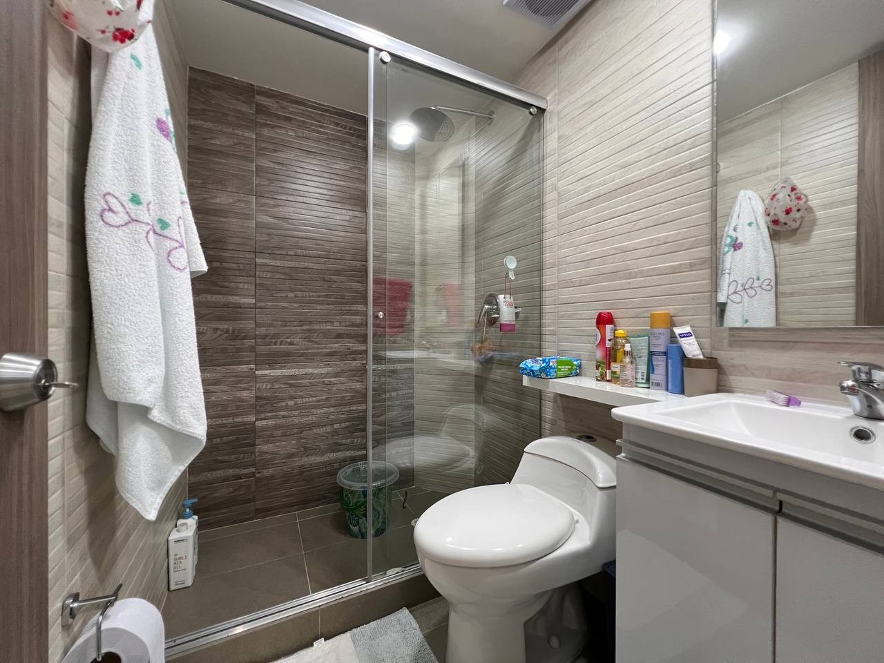 Apartamento en venta en Quinta Paredes, Bogotá · foto 10 de 17