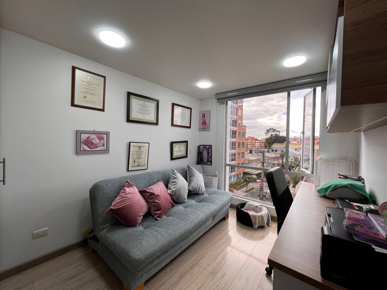 Apartamento en venta en Quinta Paredes, Bogotá · foto 7 de 17