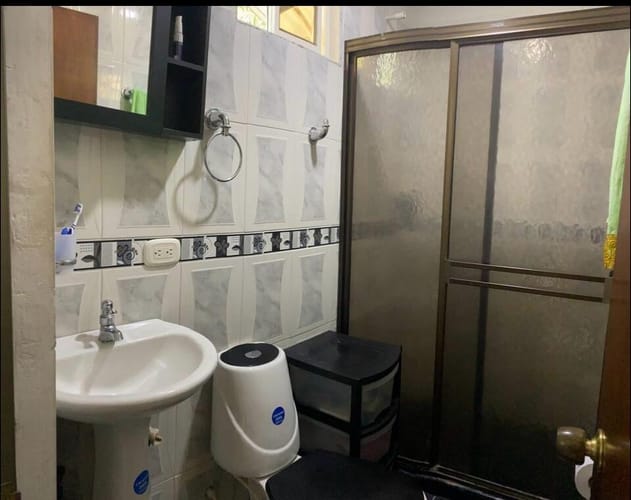 Casa de 3 alcobas en venta en Armenia, 412 m² · foto 8 de 11