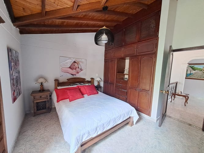 Casa de 5 alcobas en venta en Cañaveral, Floridablanca, 327 m² · foto 13 de 22