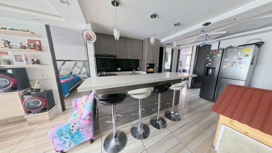 Apartamento en venta en Centenario, Bogotá · foto 2 de 11
