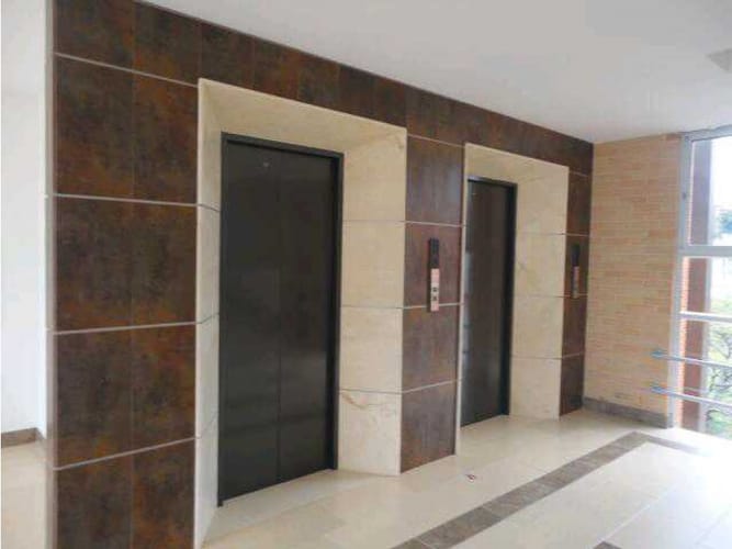 Apartamento de 2 alcobas en venta en San Pedro, Cali, 156 m² · foto 11 de 17