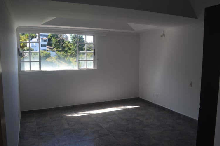 Casa de 5 alcobas en venta en Abadías, Floridablanca, 293 m² · foto 10 de 22