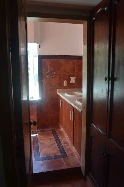 Casa de 5 alcobas en venta en Abadías, Floridablanca, 293 m² · foto 11 de 22