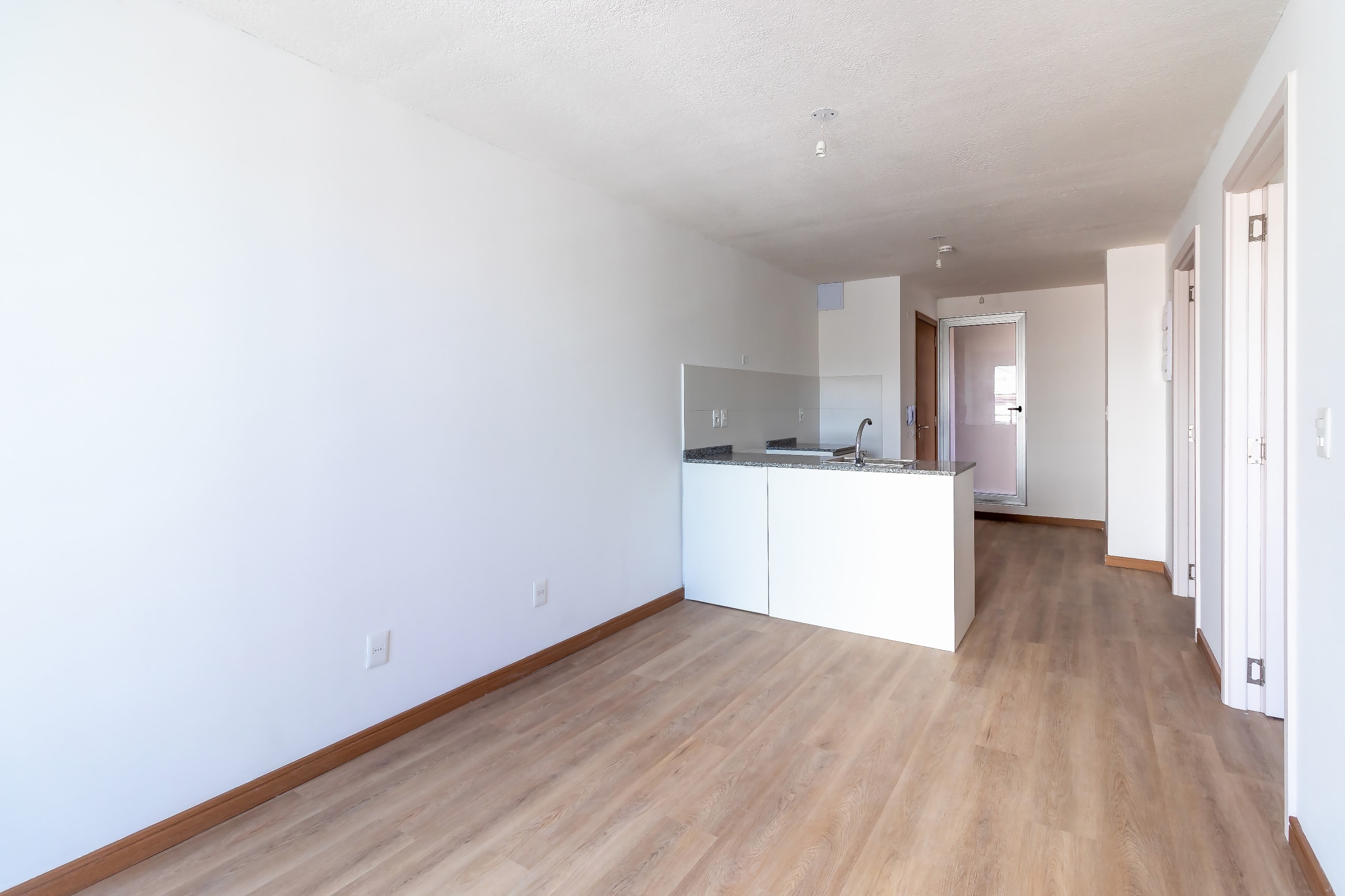 Alquiler de apartamento de 1 dormitorio en Barrio Sur. Con terraza y patio! A estrenar! · Foto 2