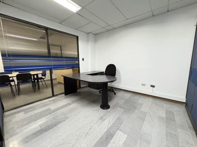 Oficina en arriendo en San Vicente, Cali, 118 m² · foto 10 de 12