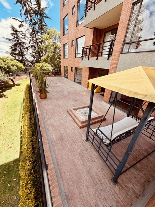 Apartamento de 3 alcobas en venta en Cerros De Suba, Bogotá, 209 m² · foto 18 de 24