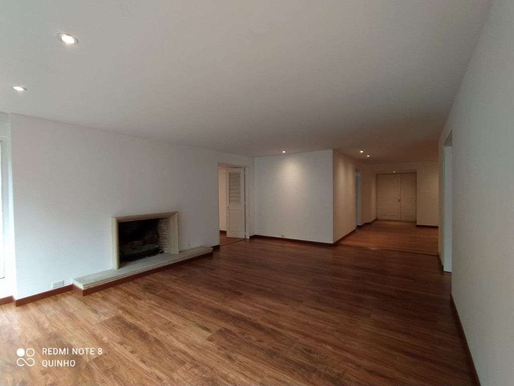 Apartamento en venta en Bosques Del Marques, Bogotá · foto 3 de 24