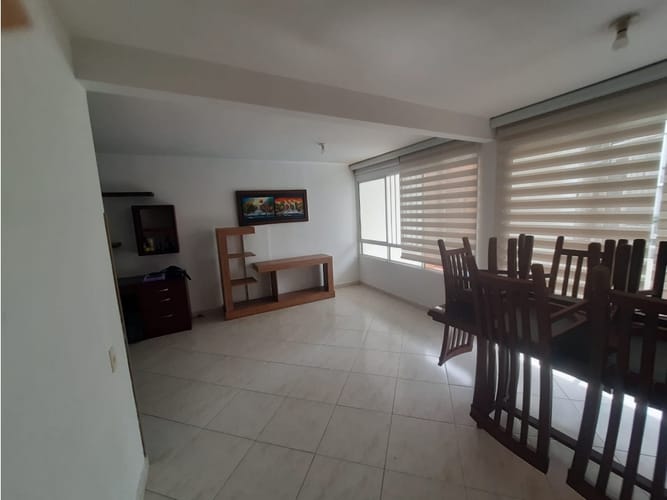 Apartamento de 3 alcobas en venta en Palomitas Del Progreso, Floridablanca, 98 m² · foto 12 de 24