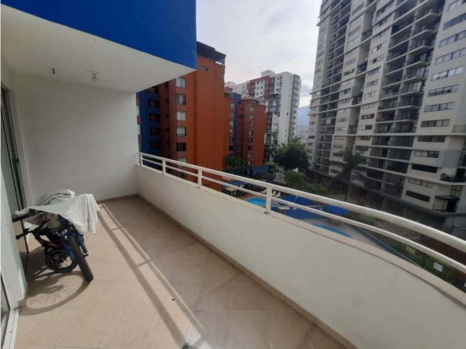 Apartamento de 3 alcobas en venta en Palomitas Del Progreso, Floridablanca, 98 m² · foto 16 de 24