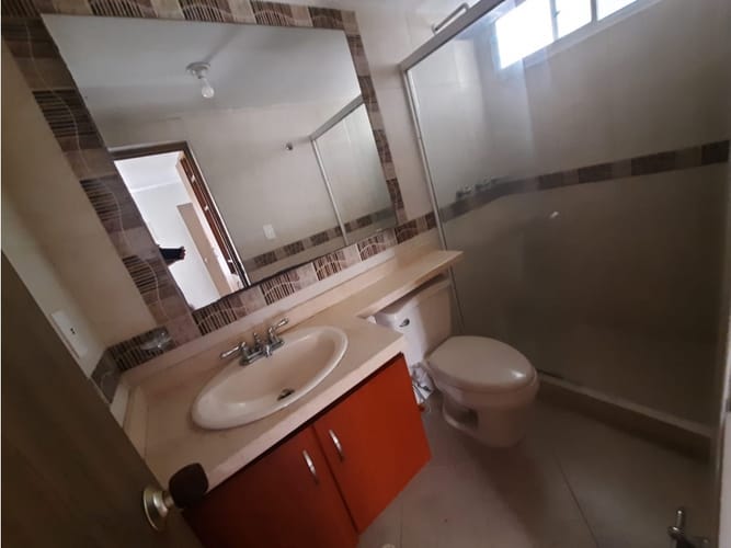 Apartamento de 3 alcobas en venta en Palomitas Del Progreso, Floridablanca, 98 m² · foto 18 de 24