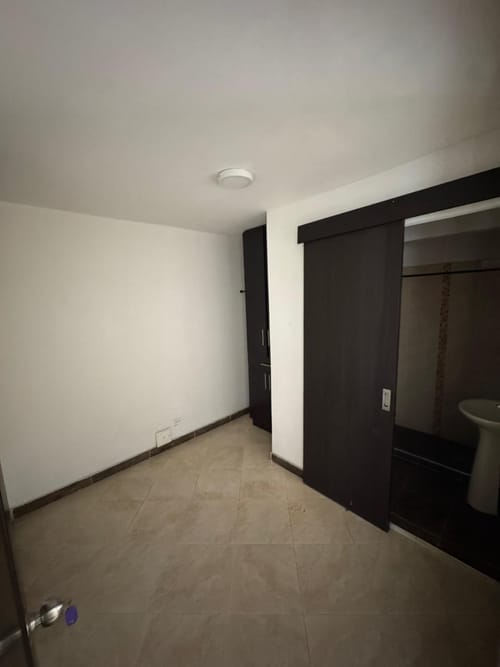 Casa de 11 alcobas en venta en San Vicente, Cali, 400 m² · foto 7 de 24