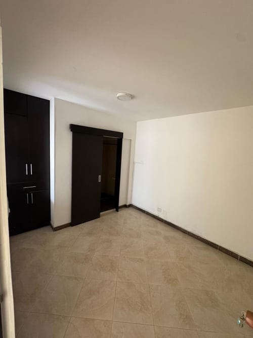 Casa de 11 alcobas en venta en San Vicente, Cali, 400 m² · foto 16 de 24