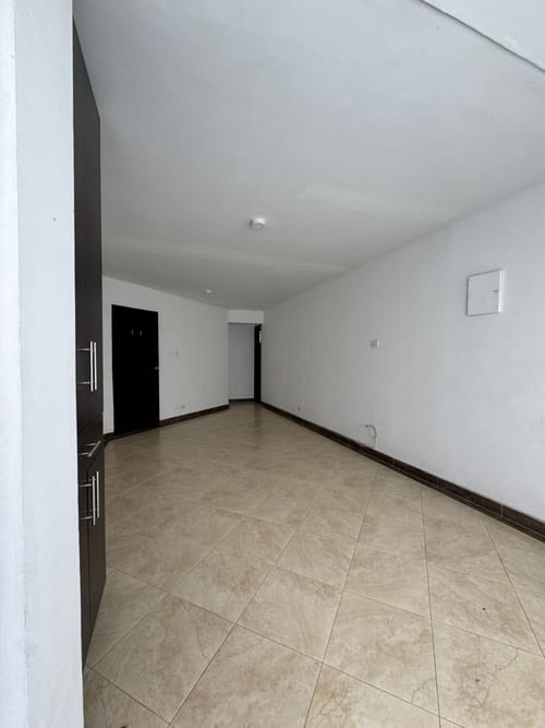 Casa de 11 alcobas en venta en San Vicente, Cali, 400 m² · foto 17 de 24