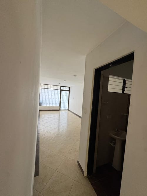 Casa de 11 alcobas en venta en San Vicente, Cali, 400 m² · foto 24 de 24