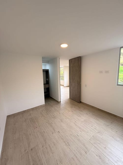 Apartamento de 1 alcoba en venta en San Nicolas, La Ceja, 49 m² · foto 7 de 10