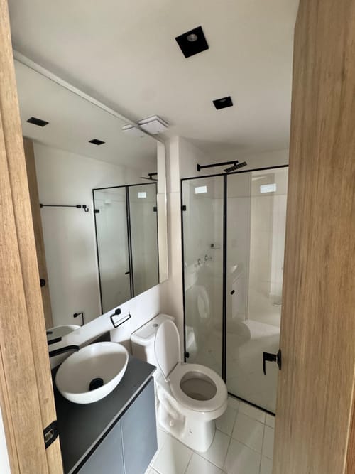 Apartamento de 2 alcobas en venta en Centro, Rionegro, 51 m² · foto 5 de 8