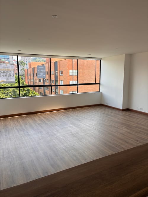 Apartamento de 3 alcobas en arriendo en El Poblado, Medellín, 134 m² · foto 5 de 15