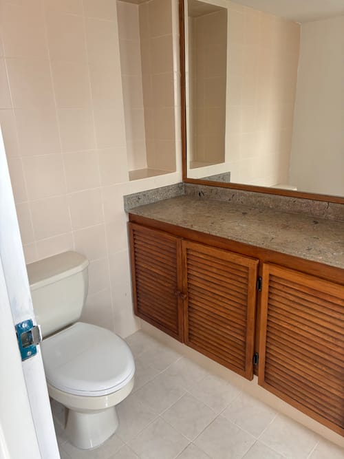 Apartamento de 3 alcobas en arriendo en El Poblado, Medellín, 134 m² · foto 14 de 15