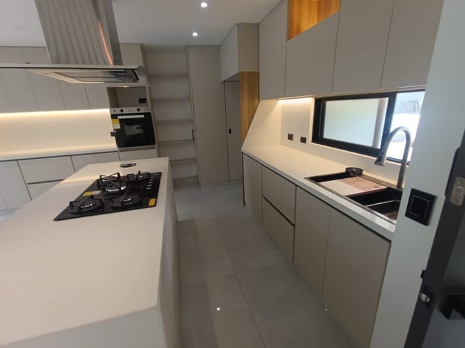 Casa de 4 alcobas en venta en Caminos Del Vergel, Ibagué, 250 m² · foto 4 de 24