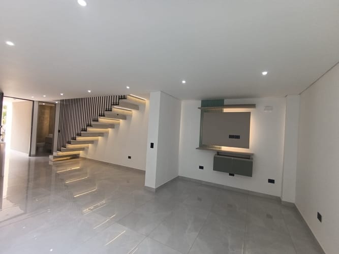Casa de 4 alcobas en venta en Caminos Del Vergel, Ibagué, 250 m² · foto 8 de 24
