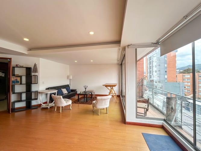 Apartamento de 3 alcobas en venta en Multicentro, Bogotá, 128 m² · foto 3 de 21