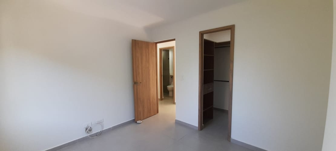 Apartamento de 3 alcobas en venta en El Diamante No. 2, Medellín, 104 m² · foto 13 de 17