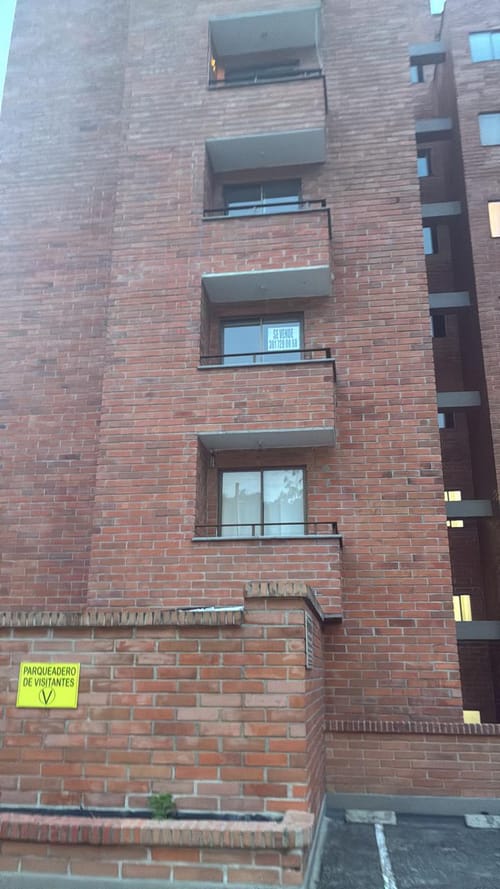 Apartamento de 3 alcobas en venta en El Diamante No. 2, Medellín, 104 m² · foto 17 de 17