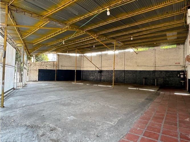 Local en arriendo en Rodadero, Santa Marta, 155 m² · foto 2 de 24