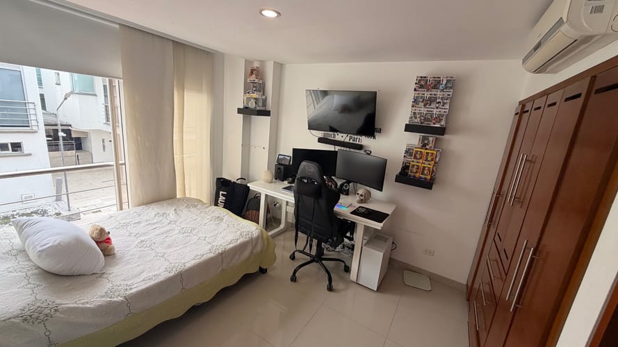 Casa de 4 alcobas en venta en Mirolindo, Ibagué, 270 m² · foto 14 de 17