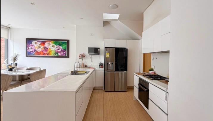 Apartamento en arriendo en Chico Norte, Bogotá · foto 7 de 8