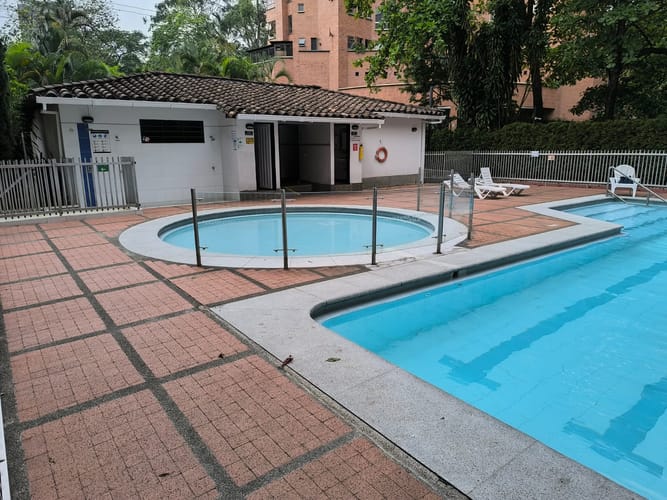 Apartamento de 4 alcobas en arriendo en La Florida, Medellín, 120 m² · foto 3 de 19