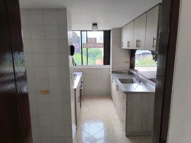 Apartamento de 4 alcobas en arriendo en La Florida, Medellín, 120 m² · foto 7 de 19