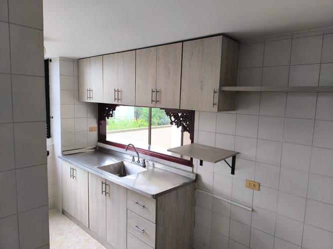 Apartamento de 4 alcobas en arriendo en La Florida, Medellín, 120 m² · foto 8 de 19
