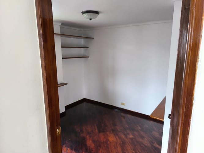Apartamento de 4 alcobas en arriendo en La Florida, Medellín, 120 m² · foto 10 de 19