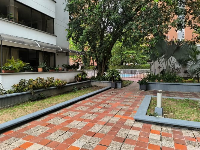 Apartamento de 4 alcobas en arriendo en La Florida, Medellín, 120 m² · foto 15 de 19