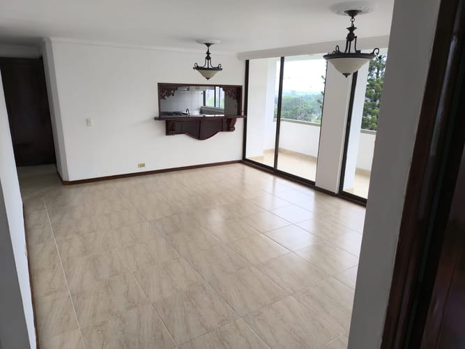 Apartamento de 4 alcobas en arriendo en La Florida, Medellín, 120 m² · foto 17 de 19