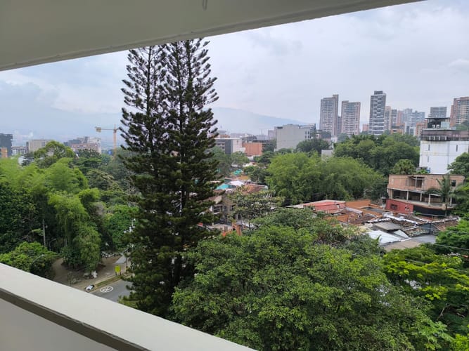 Apartamento de 4 alcobas en arriendo en La Florida, Medellín, 120 m² · foto 19 de 19