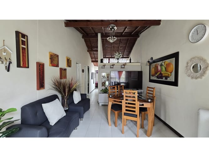 Casa de 3 alcobas en venta en Poblado Del Sur, La Estrella, 63 m² · foto 2 de 8