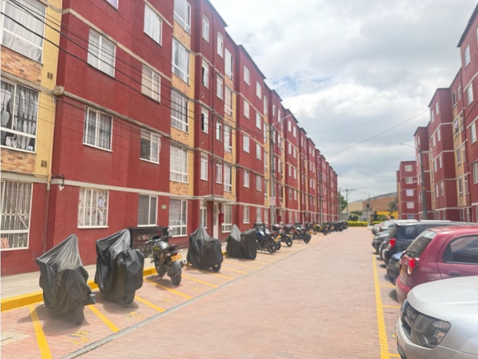 Apartamento en venta en Fontibon, Bogotá · foto 3 de 17