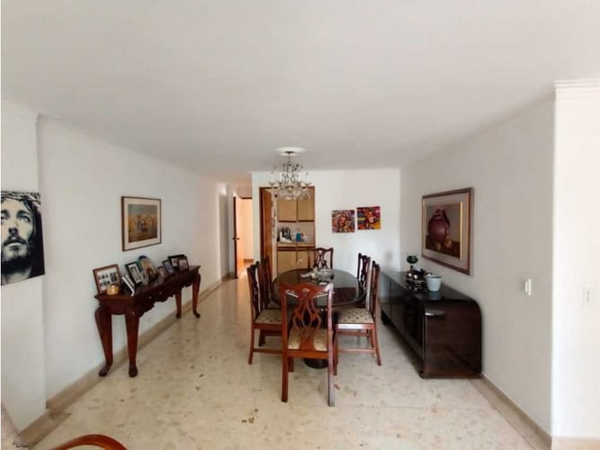 Apartamento de 3 alcobas en venta en Conquistadores, Medellín, 135 m² · foto 4 de 20