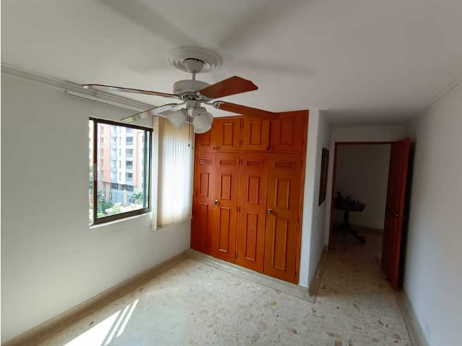 Apartamento de 3 alcobas en venta en Conquistadores, Medellín, 135 m² · foto 9 de 20