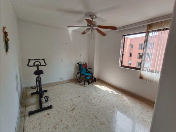 Apartamento de 3 alcobas en venta en Conquistadores, Medellín, 135 m² · foto 10 de 20