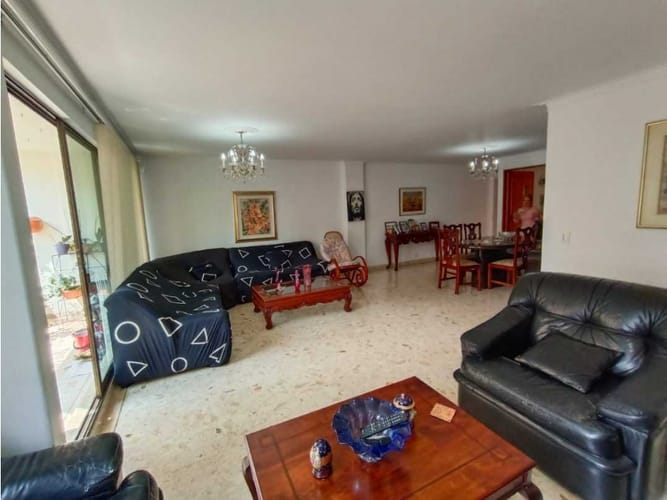 Apartamento de 3 alcobas en venta en Conquistadores, Medellín, 135 m² · foto 13 de 20