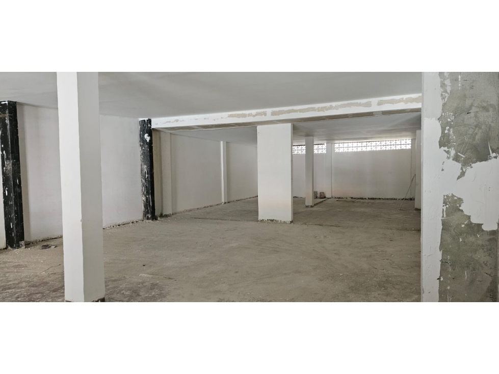 Local en venta en Versalles, Cali, 670 m² · foto 3 de 3