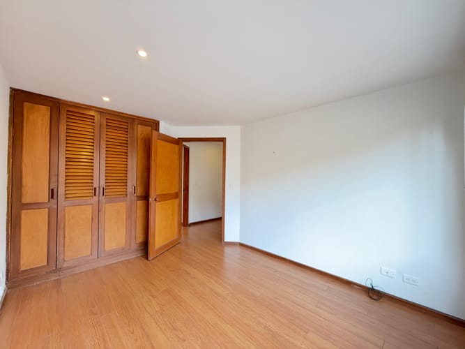 Apartamento de 3 alcobas en venta en Chico Norte, Bogotá, 120 m² · foto 19 de 24