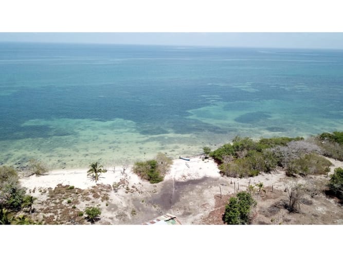 Lote en venta en Barú, Cartagena, 30250 m² · foto 9 de 12