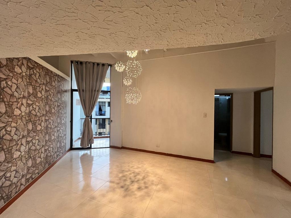 Apartamento en venta en El Refugio, Cali · foto 6 de 15